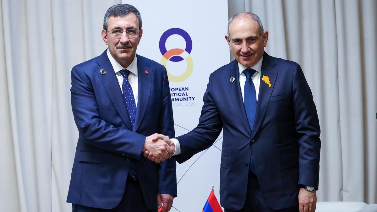 Ermenistan ile Türkiye arasında imzalar atıldı! 