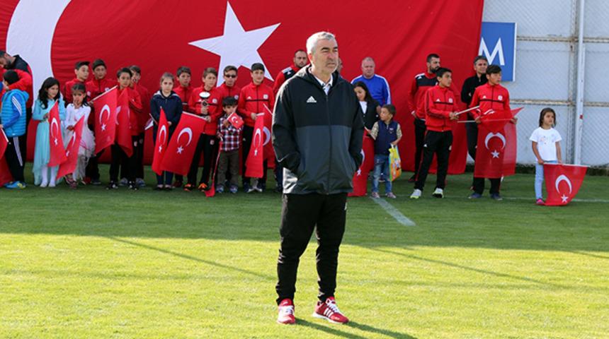 Samet Aybaba: Hiçbir takımdan teklif almadım