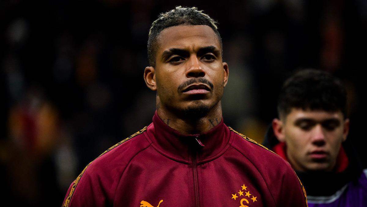 Galatasaray da Samsunspor ma&ccedil;ında o madde devreye girdi! 3