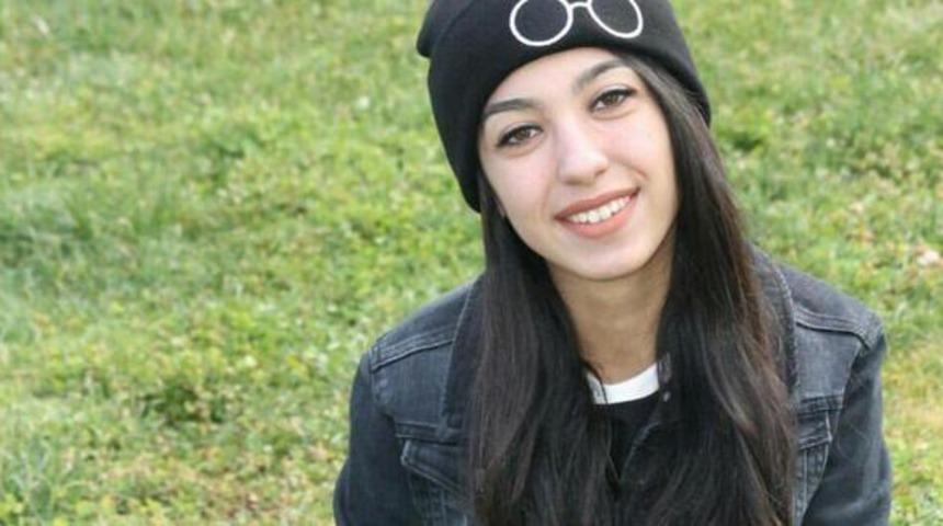 Dereye d&uuml;şen arkadaşını kurtarmak isterken boğuldu