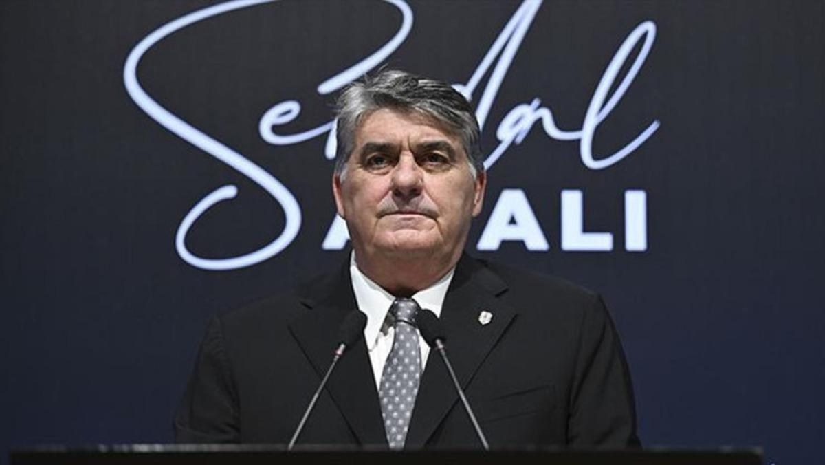 Serdal Adalı dan tarihi teklif! Son s&ouml;z TFF de 1