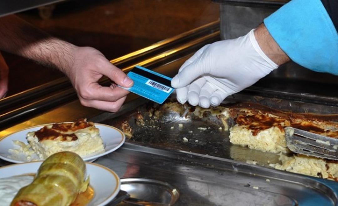 T&uuml;rkiye'nin ilk yerli yemek kartı i&ccedil;in imzalar atıldı