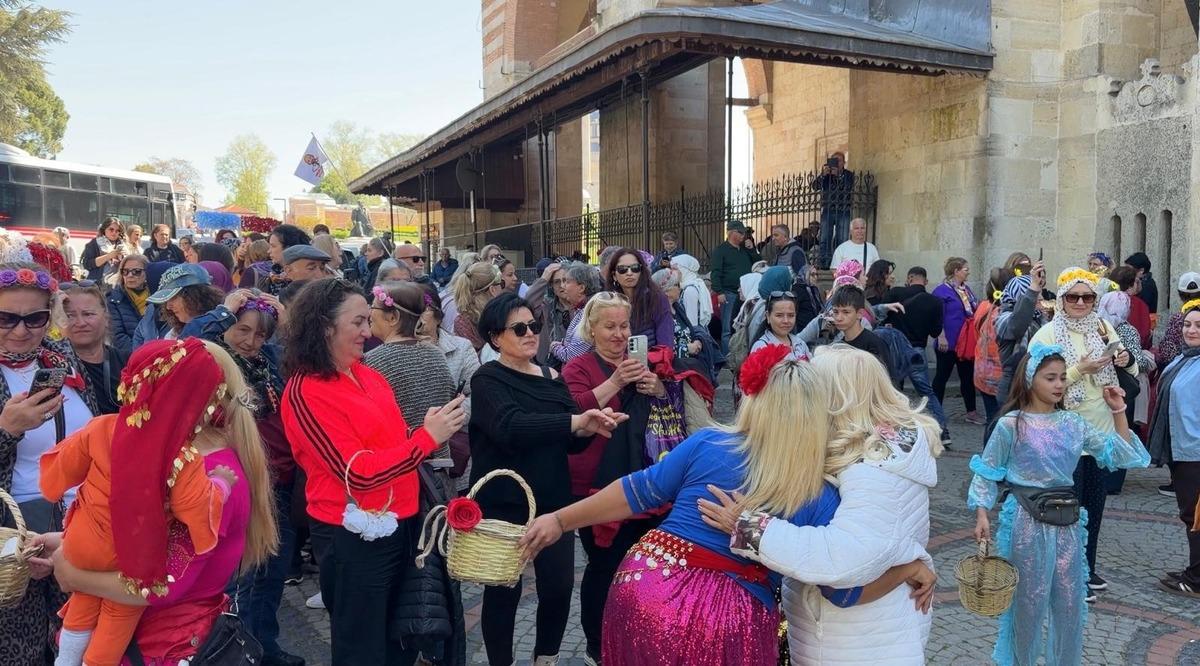 Binlerce turist Edirne ye akın etti: Kent festival alanına d&ouml;nd&uuml; 5