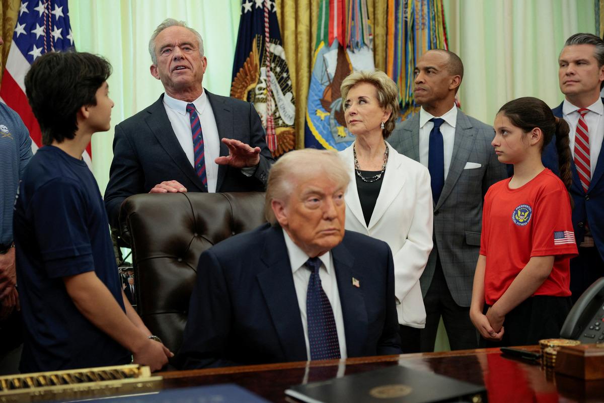 ABD Başkanı Trump tan İran a "beyaz bayrağı sallayın" &ccedil;ağrısı 2