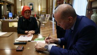 Cumhurbaşkanı Erdoğan, T&uuml;rk Kızılaya kurban bağışında bulundu
