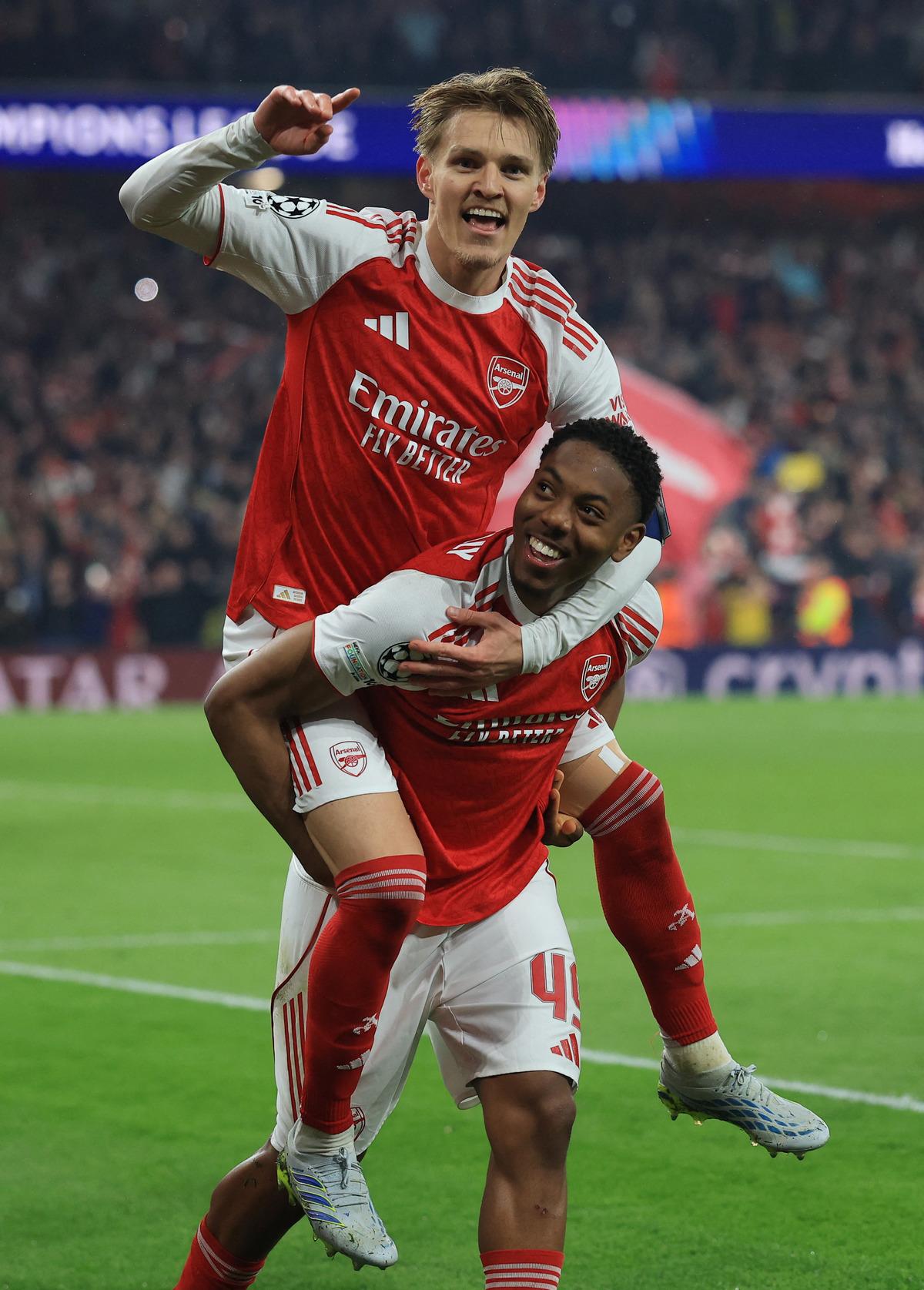 20 yıl sonra gelen final! Arsenal, Atletico Madrid i 1-0 yendi 4