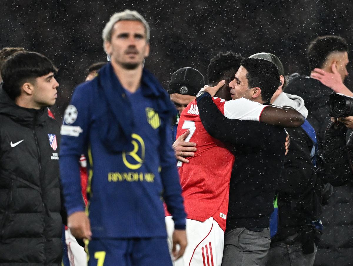 20 yıl sonra gelen final! Arsenal, Atletico Madrid i 1-0 yendi 2