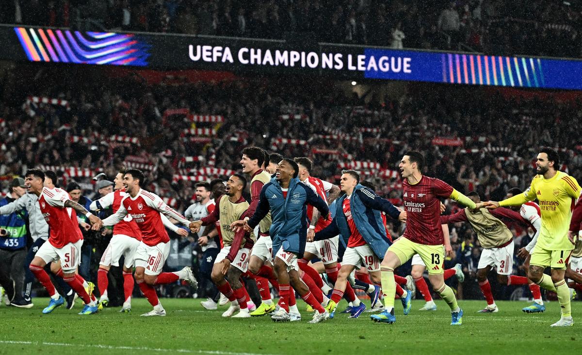 20 yıl sonra gelen final! Arsenal, Atletico Madrid i 1-0 yendi 3