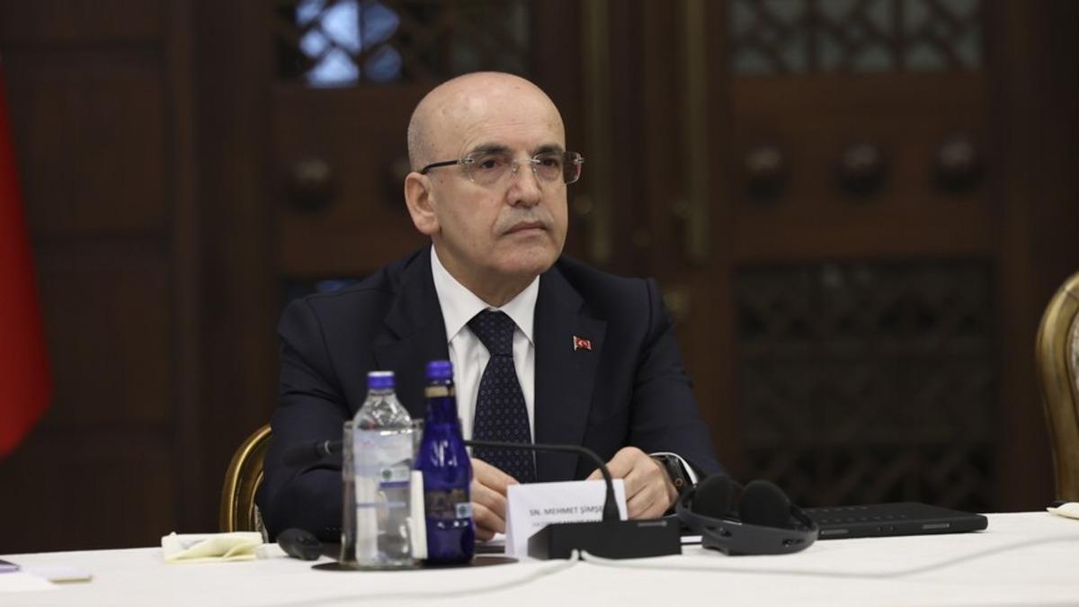 Bakan Şimşek ten benzin ve eşel mobil a&ccedil;ıklaması  Yansıtmadık  4
