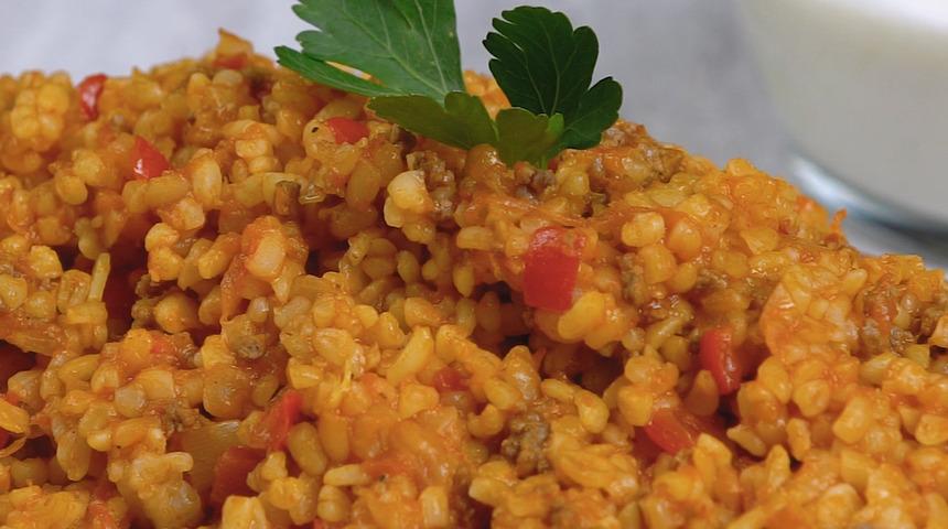Bir sofra klasiği: Kıymalı bulgur pilavı tarifi
