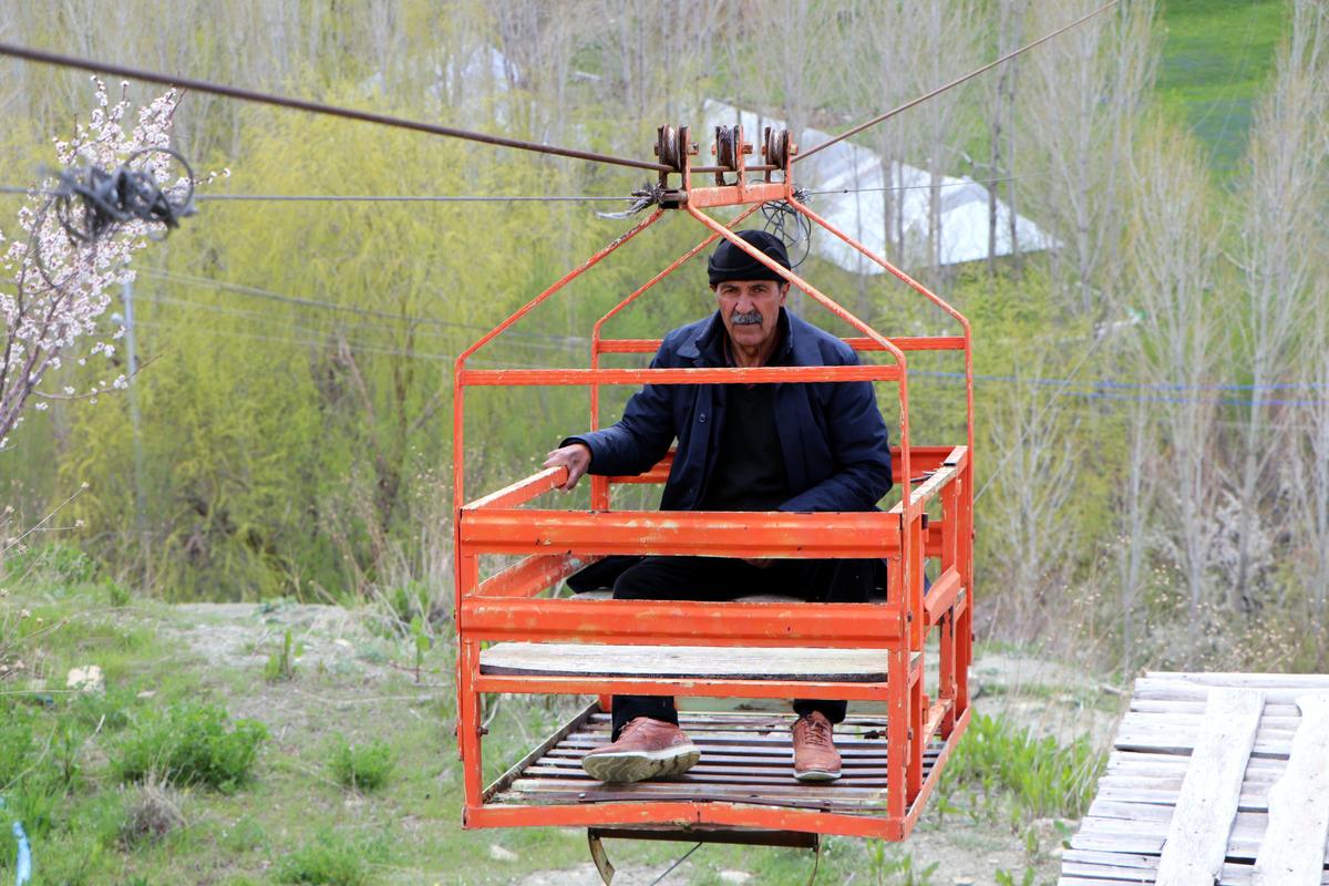 40 dakikalık yolu kendi &ccedil;&ouml;z&uuml;m&uuml;yle 40 saniyeye indirdi!  8