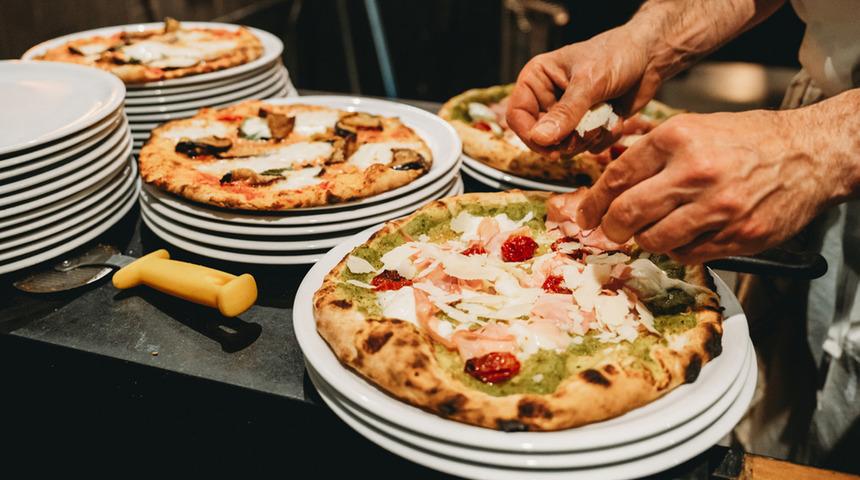 Pop&uuml;ler pizza zinciri 16 şubesini kapatıyor!
