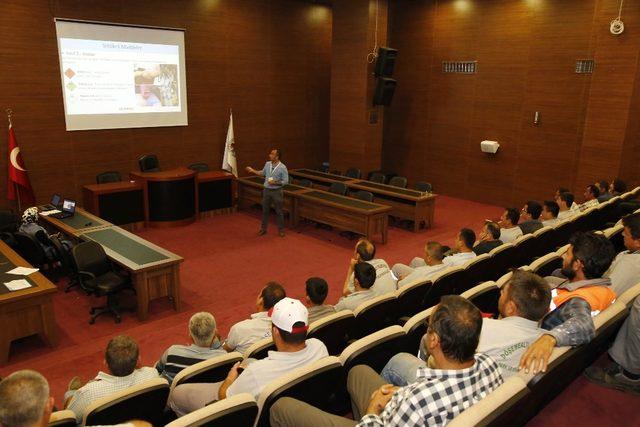 Döşemealtı Belediye personeline hizmet içi eğitim