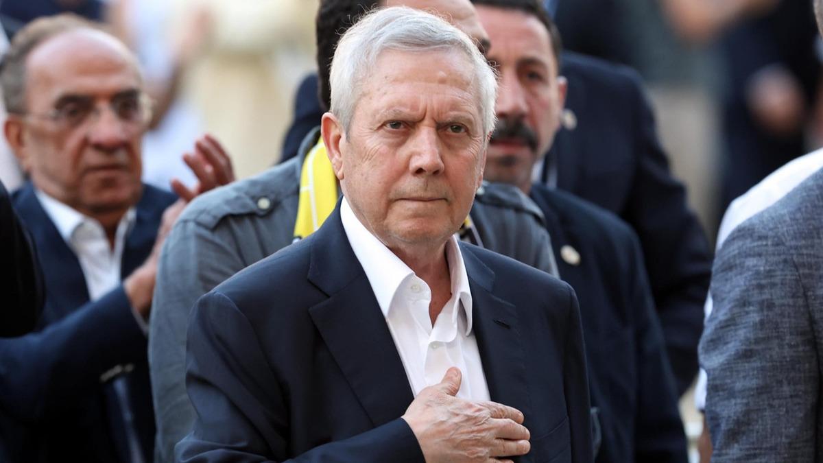 Aziz Yıldırım Fenerbah&ccedil;e başkanlığına aday olduğunu a&ccedil;ıkladı 1