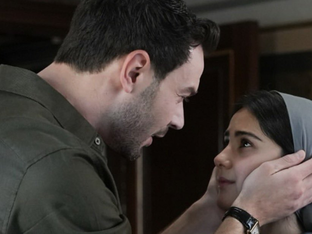Yeni b&ouml;l&uuml;me saatler kala fotoğraflar geldi! Beğeni yağdı