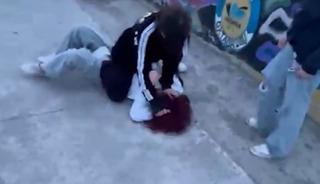 Samsun'da akran zorbalığı! Kızın kafasını yerlere vurup feci şekilde darbetti