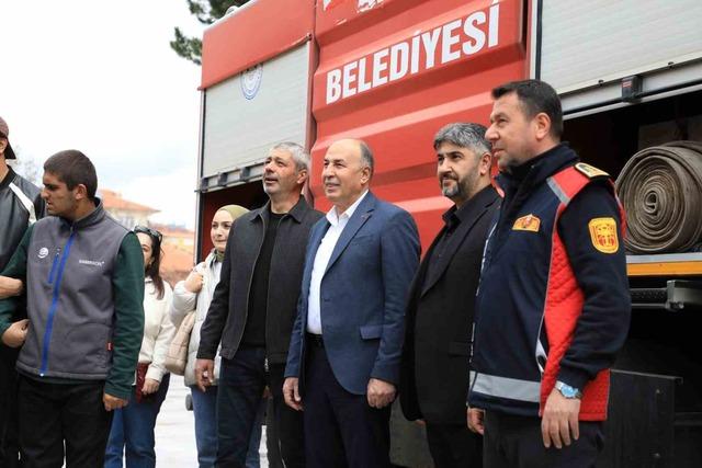 İtfaiye ekiplerinden &ouml;zel bireylere yangın eğitimi 1