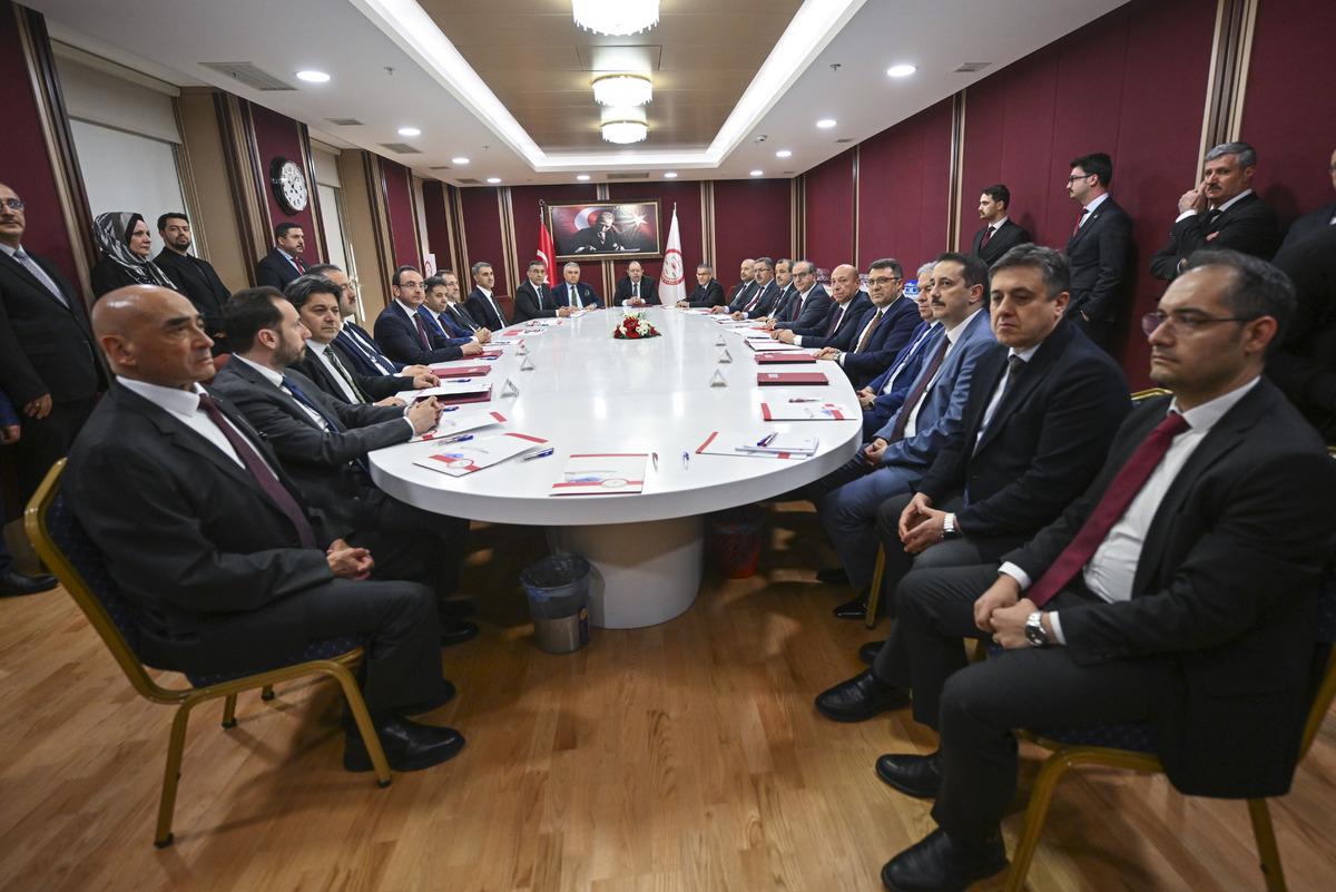YSK Başkanlığı na Serdar Mutta seçildi 2