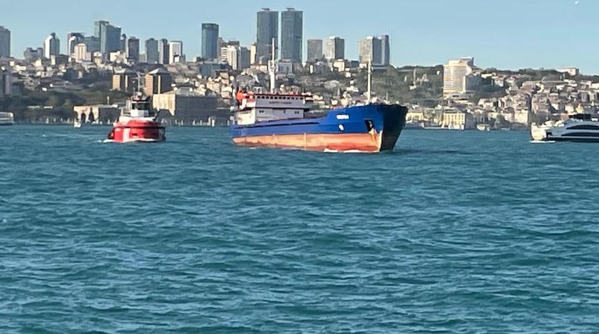 İstanbul Boğazı'nda gemi arızası! Trafik askıya alındı
