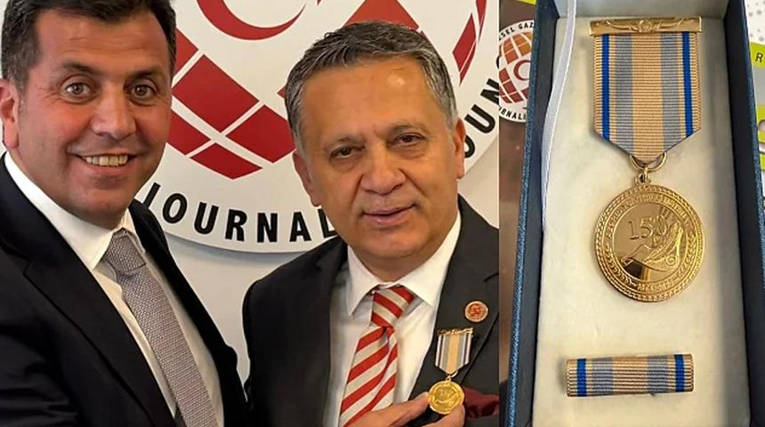 Azerbaycan'dan KGK Genel Başkanı Dim'e Karabağ s&uuml;recindeki katkıları i&ccedil;in madalya