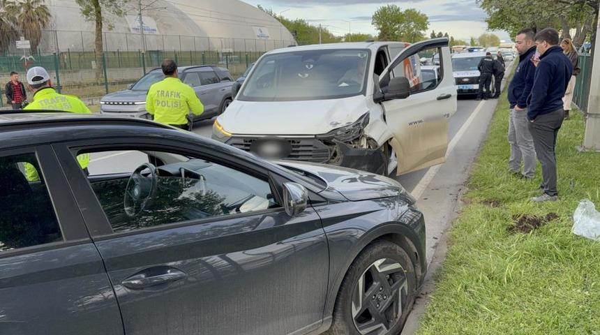Samsun&rsquo;da 4 ara&ccedil;lı zincirleme kaza: 2 yaralı