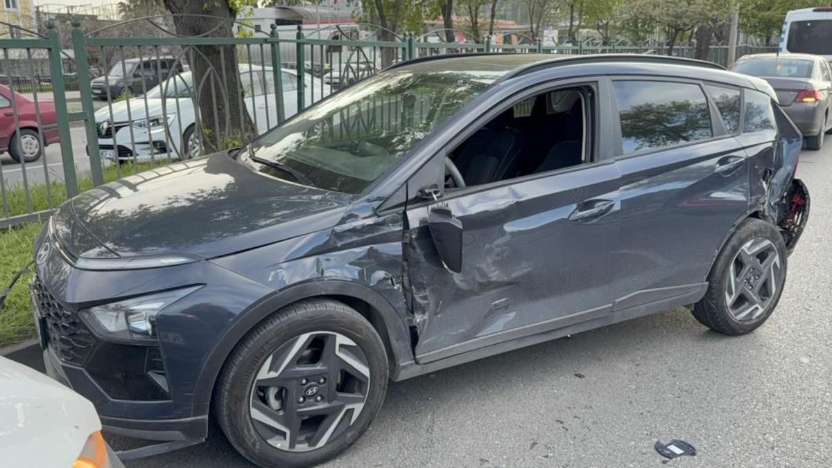 Samsun&rsquo;da 4 ara&ccedil;lı zincirleme kaza: 2 yaralı 1