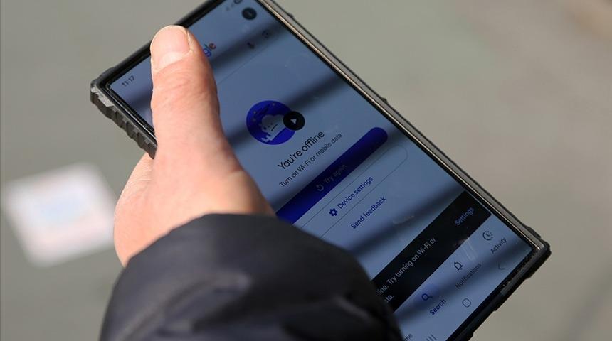 İran Teknoloji Bakanı Simayi'den &uuml;lkedeki internet kısıtlamalarına tepki