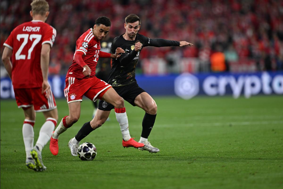 UEFA Şampiyonlar Ligi nde finalin adı belli oldu! Bayern M&uuml;nih i eleyen PSG, Arsenal in finaldeki rakibi oldu 3