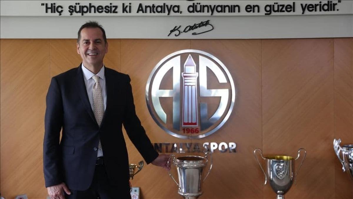 Galatasaray ma&ccedil;ı &ouml;ncesi Antalyaspor da  okunmuş su  krizi! 2