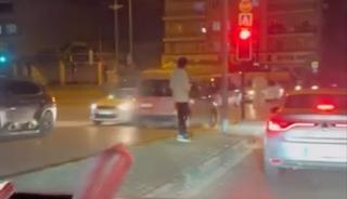 Bursa&rsquo;da ters şeride giren hafif ticari ara&ccedil; trafiği tehlikeye attı
