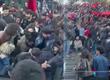 ODT&Uuml;'de 'T&uuml;rk bayraklı' protesto! Ortalık savaş alanına d&ouml;nd&uuml;: O anlar kamerada