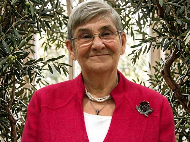Canan Karatay 'her g&uuml;n i&ccedil;in' diyerek a&ccedil;ıkladı: Anne s&uuml;t&uuml; kadar kıymetli