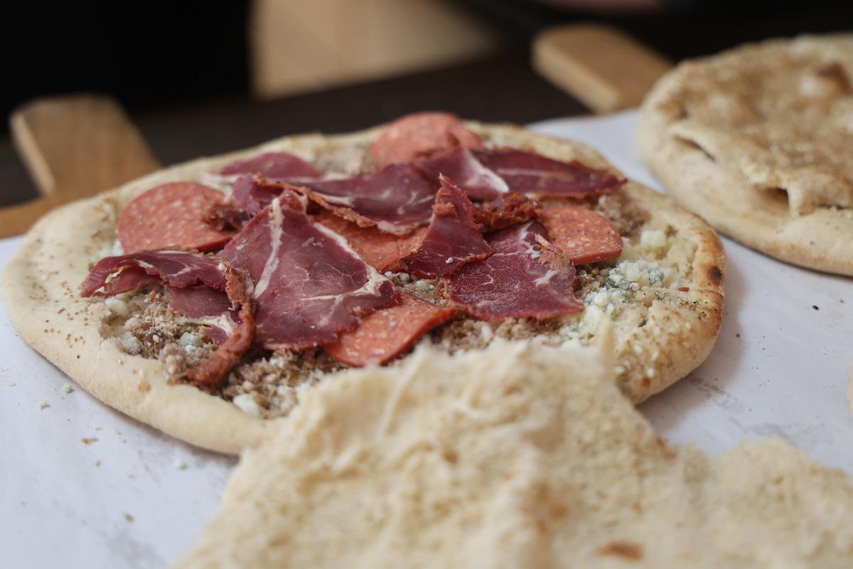 Osmanlı&rsquo;dan g&uuml;n&uuml;m&uuml;ze uzanan lezzet.  Anadolu pizzası na yoğun ilgi 3