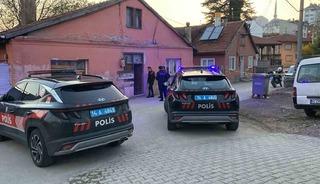 Bolu&rsquo;da nafaka anlaşmazlığı y&uuml;z&uuml;nden eşinin evine kurşun yağdıran koca yakalandı
