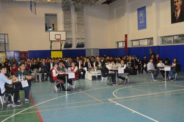 Şırnak&rsquo;ta bilgi yarışması il finali d&uuml;zenlendi 1