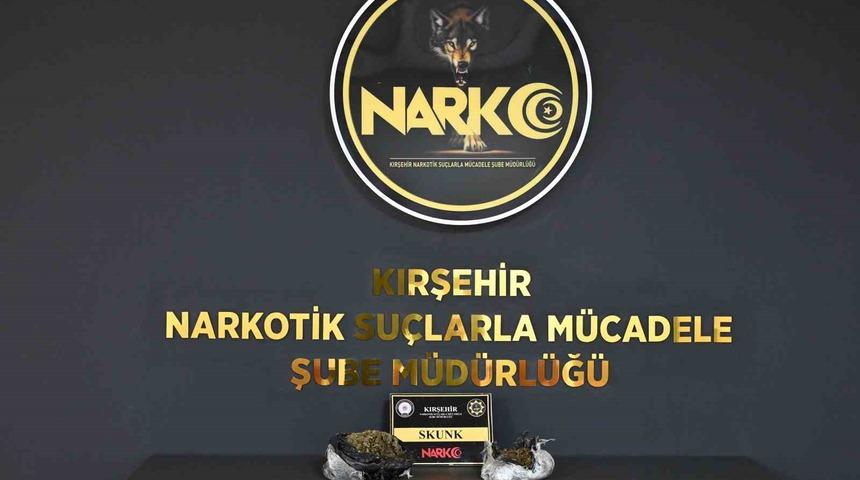 Kırşehir&rsquo;de uyuşturucu operasyonu: 2 kişi tutuklandı