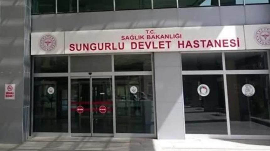 Kız &ouml;ğrenci yurdunda zehirlenme vakası: 77 &ouml;ğrenci hastaneye kaldırıldı