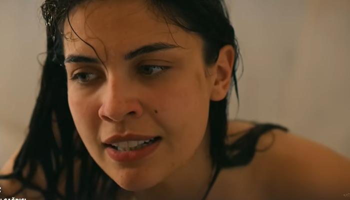 Daha yayınlanmadan tepki &ccedil;ekti! Hamam sahnesine yorum yağdı