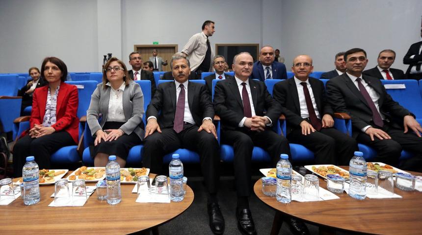 Mehmet Şimşek: Türkiye 2002'den bu yana yüzde 230 büyüdü (2)