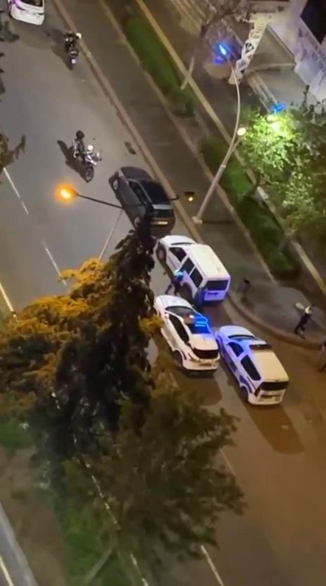 Diyarbakır&rsquo;da alkoll&uuml; baba ve oğlu dehşet sa&ccedil;tı: Ara&ccedil;tan i&ccedil;ki şişelerini attılar, 590 bin lira ceza yediler 1