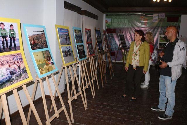 Kuşadası’nda resim ve fotoğraf sergileri açıldı