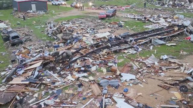 ABD'nin Mississippi eyaletinde şiddetli fırtınada yaklaşık 500 ev zarar gördü 