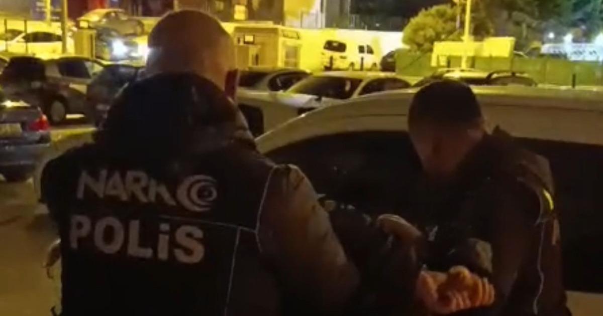 Kırmızı b&uuml;ltenle aranıyordu! Mersin&rsquo;de yakalandı 1