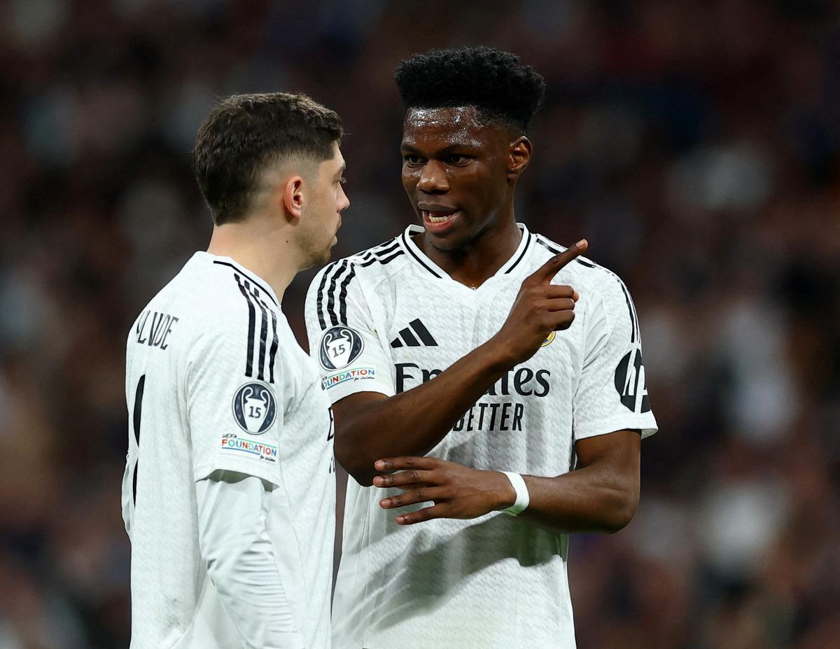 Real Madrid deki kavga sonrası a&ccedil;ıklama: Valverde kafa travması ge&ccedil;irdi 1