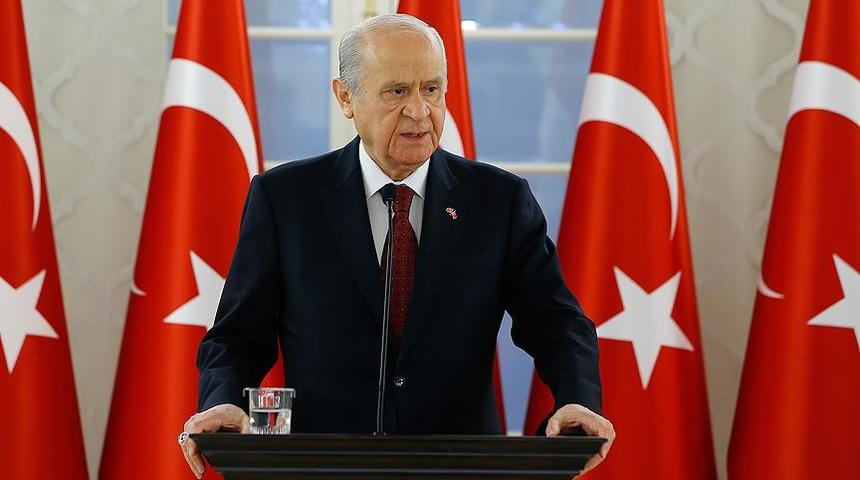 Bahçeli: Abdullah Gül'ün Cumhurbaşkanı adaylığı üzerine çok sinsi bir kamuoyu hazırlama stratejisi devrededir