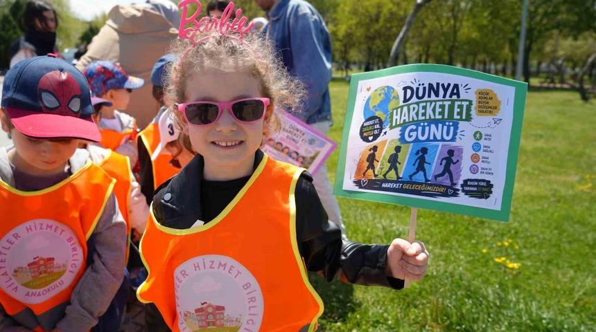 Sağlık i&ccedil;in 'hareket et, sağlıklı kal' g&uuml;n&uuml;: Mesaj miniklerden geldi
