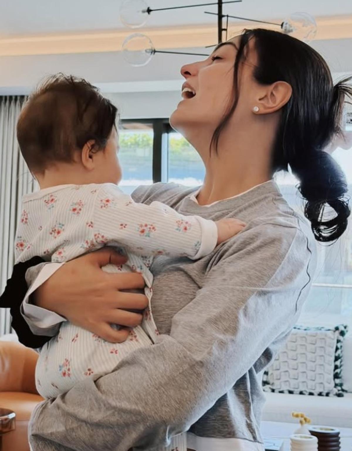 Sibel Can ın torunu Lina b&uuml;y&uuml;d&uuml;! Melisa Ural yeğenini paylaştı 1