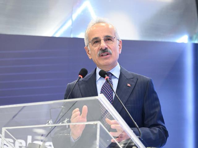 Savunma sanayiinde dev iş birliği! Bakan Uraloğlu a&ccedil;ıkladı: 'Se&ccedil;ilecek olan firmalara kredi verilecek'