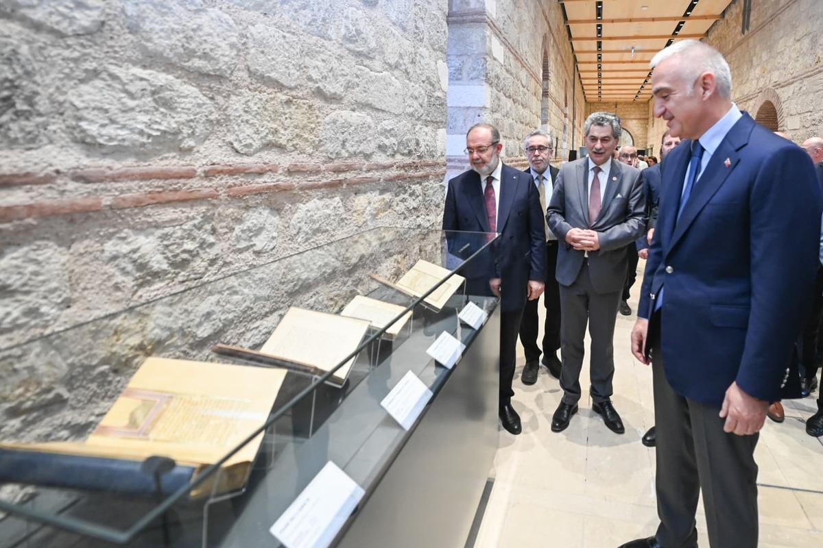 Bakan Ersoy: &lsquo;Mazisine sahip &ccedil;ıkan istikbaline y&ouml;n verir&rsquo; 1