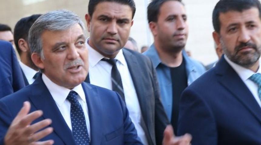 'Abdullah Gül, Ahmet Davutoğlu'nun randevusunu hep reddetti'